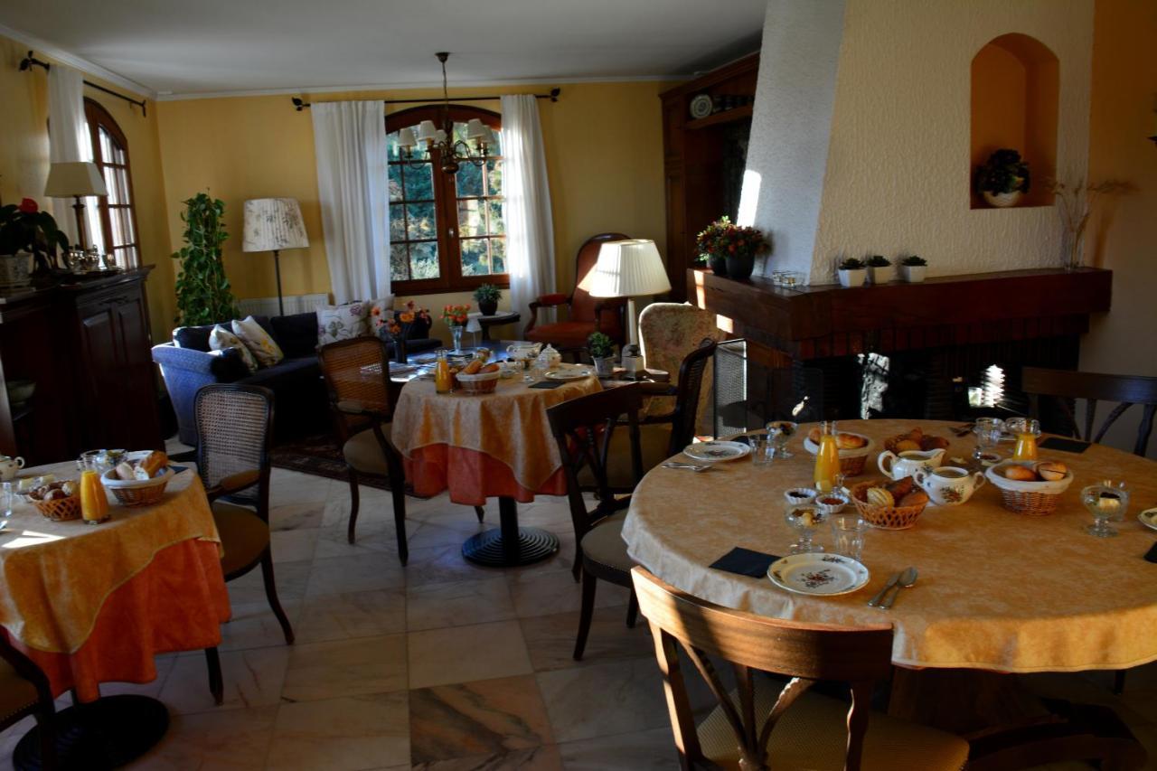 Villa Orangère Chambre et table d'hôtes Bonneuil-Matours Esterno foto