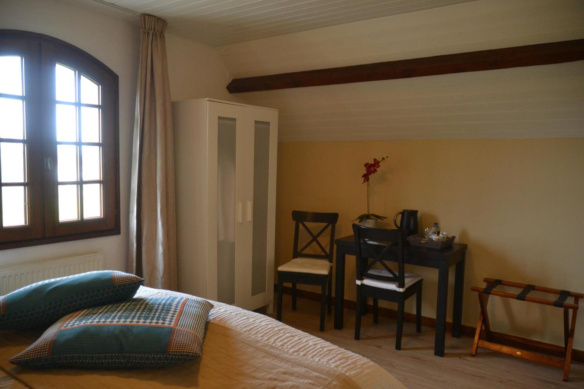 Villa Orangère Chambre et table d'hôtes Bonneuil-Matours Esterno foto